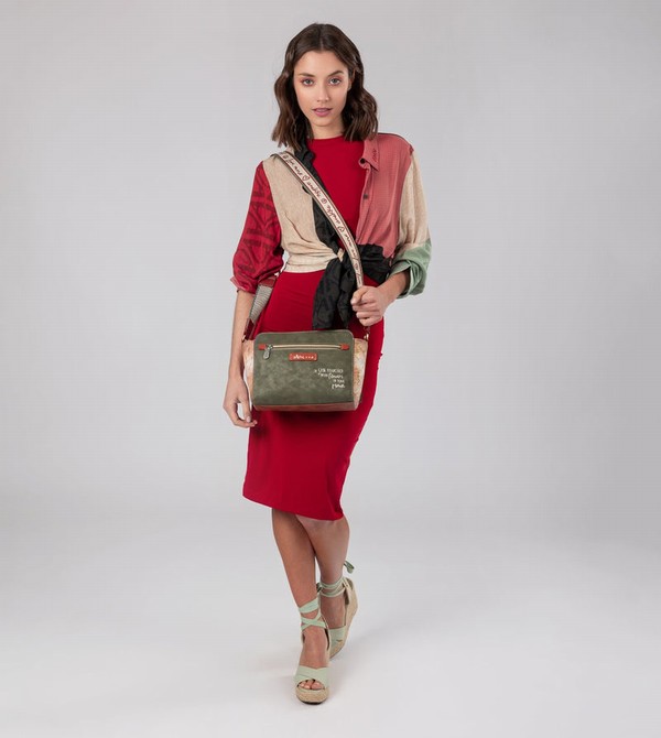 Geanta Crossbody Anekke Peace & Love Camel Rectangular | XWRJKH-807
